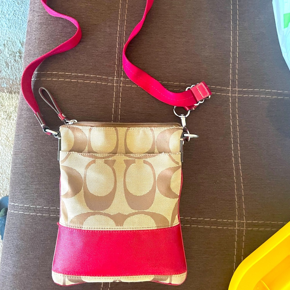Coach cross over body bag